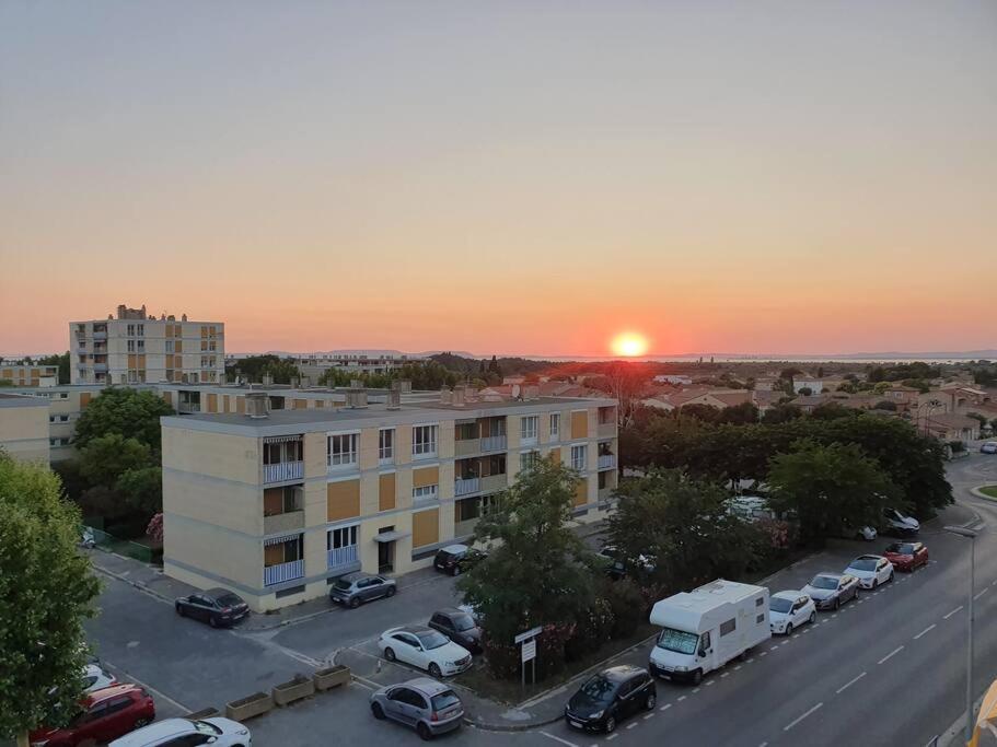 Appartement Avec 3 Chambres 80M2 Plein Sud Marignane Exterior photo